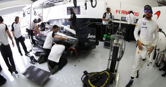 GP Bahrajnu 2015 - piątkowe treningi