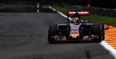 Verstappen wiczy wyprzedzanie w Blanchimont w grze komputerowej