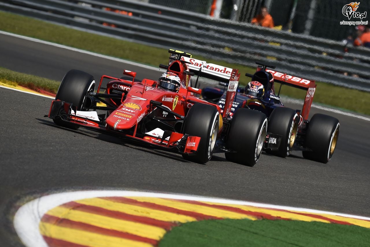 Spa - kwalifikacje: Hamilton pewnie pokonuje Rosberga