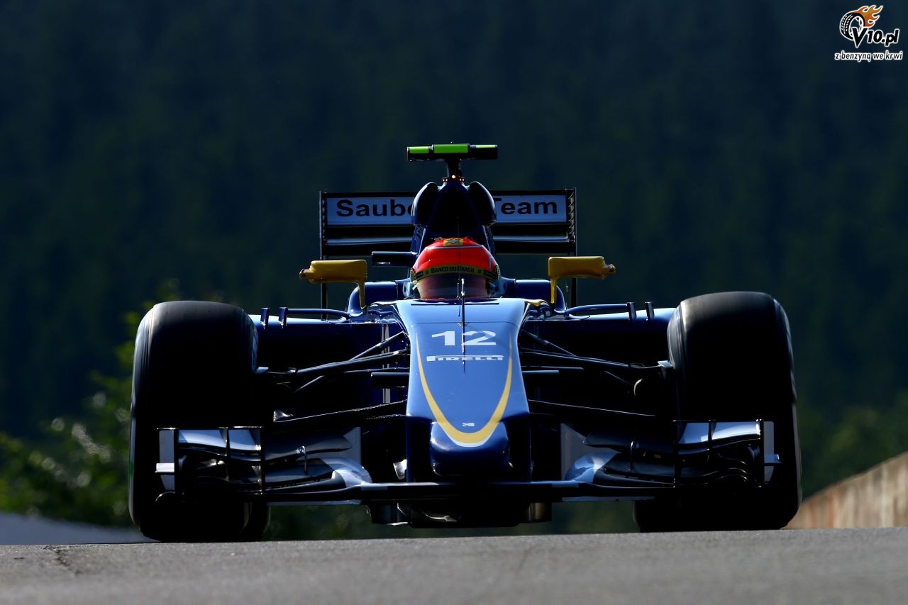 Spa - kwalifikacje: Hamilton pewnie pokonuje Rosberga
