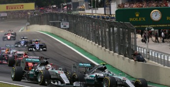 Lauda ostrzega Rosberga przed agresją Hamiltona na starcie