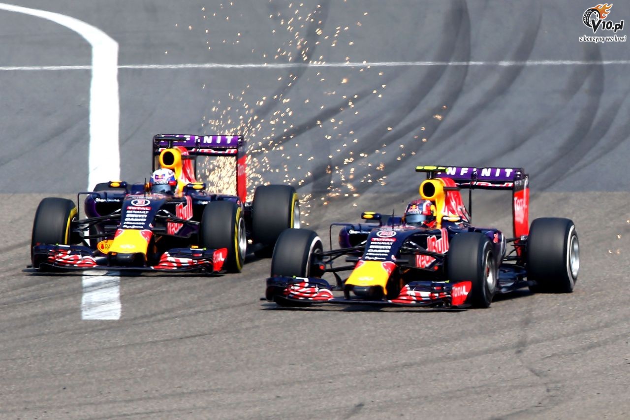 Red Bull spowolniony powrotem iskier w F1