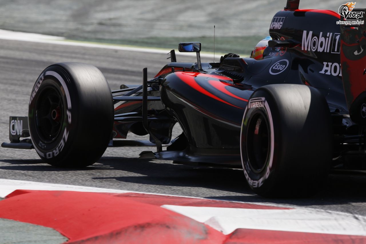 Ecclestone nie chce powrotu Michelin do F1