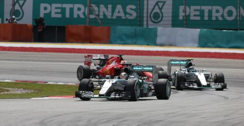 Mercedes może zrezygnować z równych strategii dla Hamiltona i Rosberga