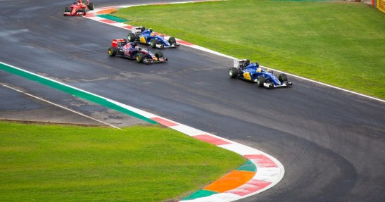 GP Meksyku 2015 - piątkowe treningi