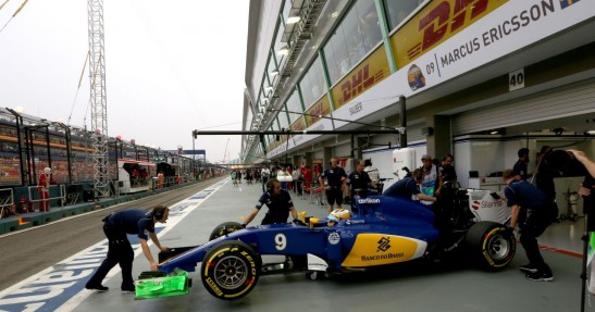 GP Singapuru 2015 - piątkowe treningi