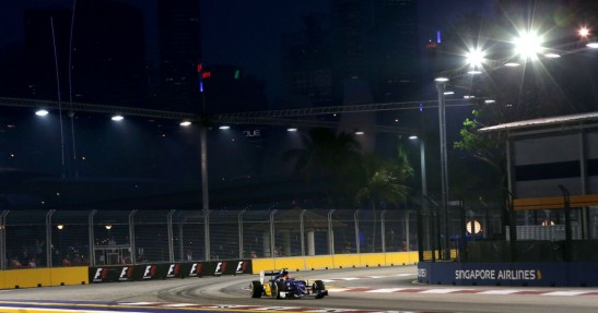 GP Singapuru 2015 - piątkowe treningi