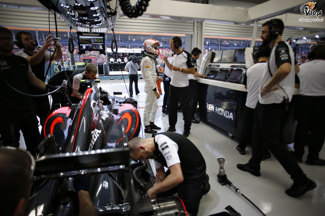 GP Singapuru 2015 - pitkowe treningi
