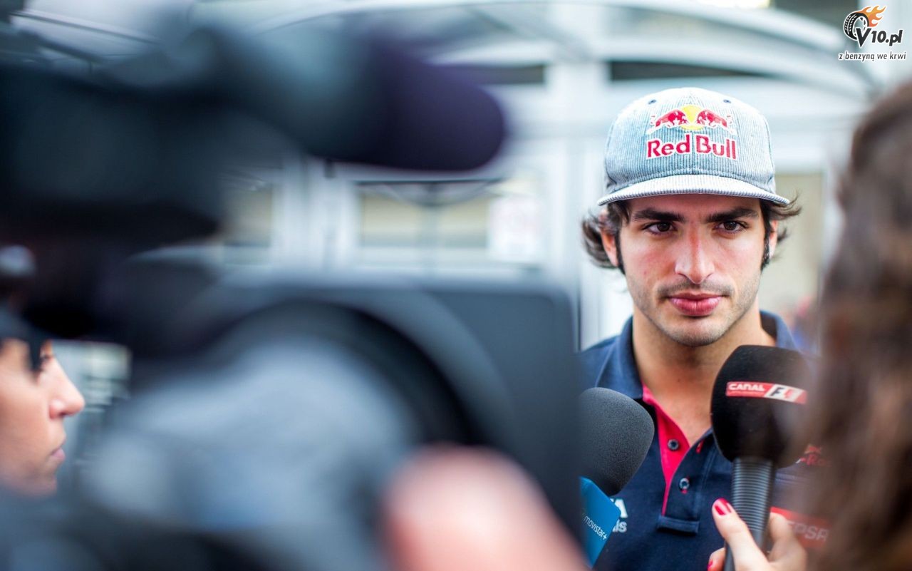 Red Bull nie skorzysta z usprawnionego silnika Renault - na razie
