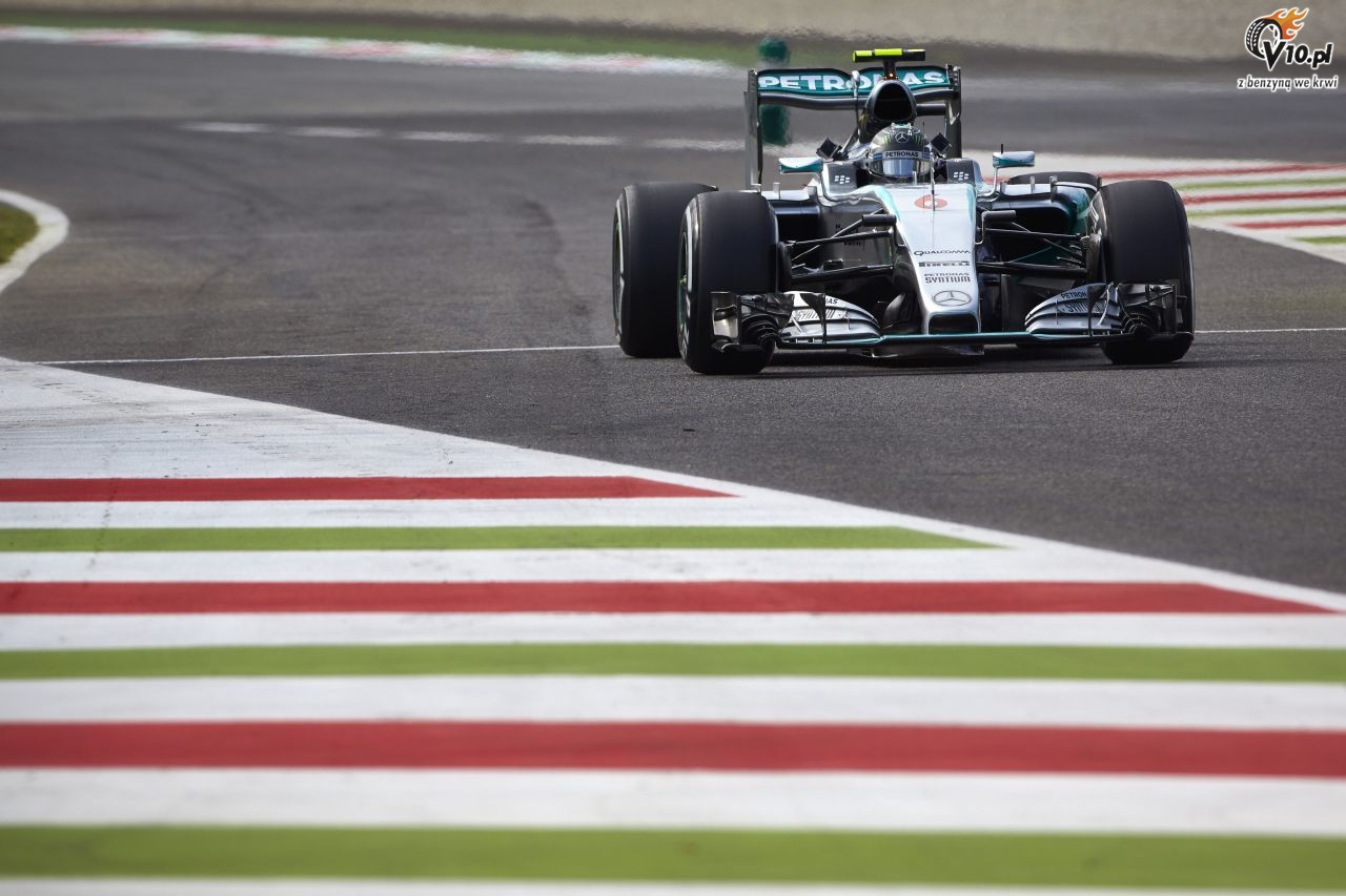 Rosberg dosta z powrotem stary silnik