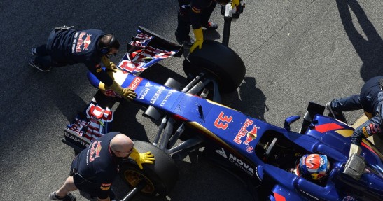 Testy F1 przed sezonem 2015 - Barcelona I - dzień 1/4