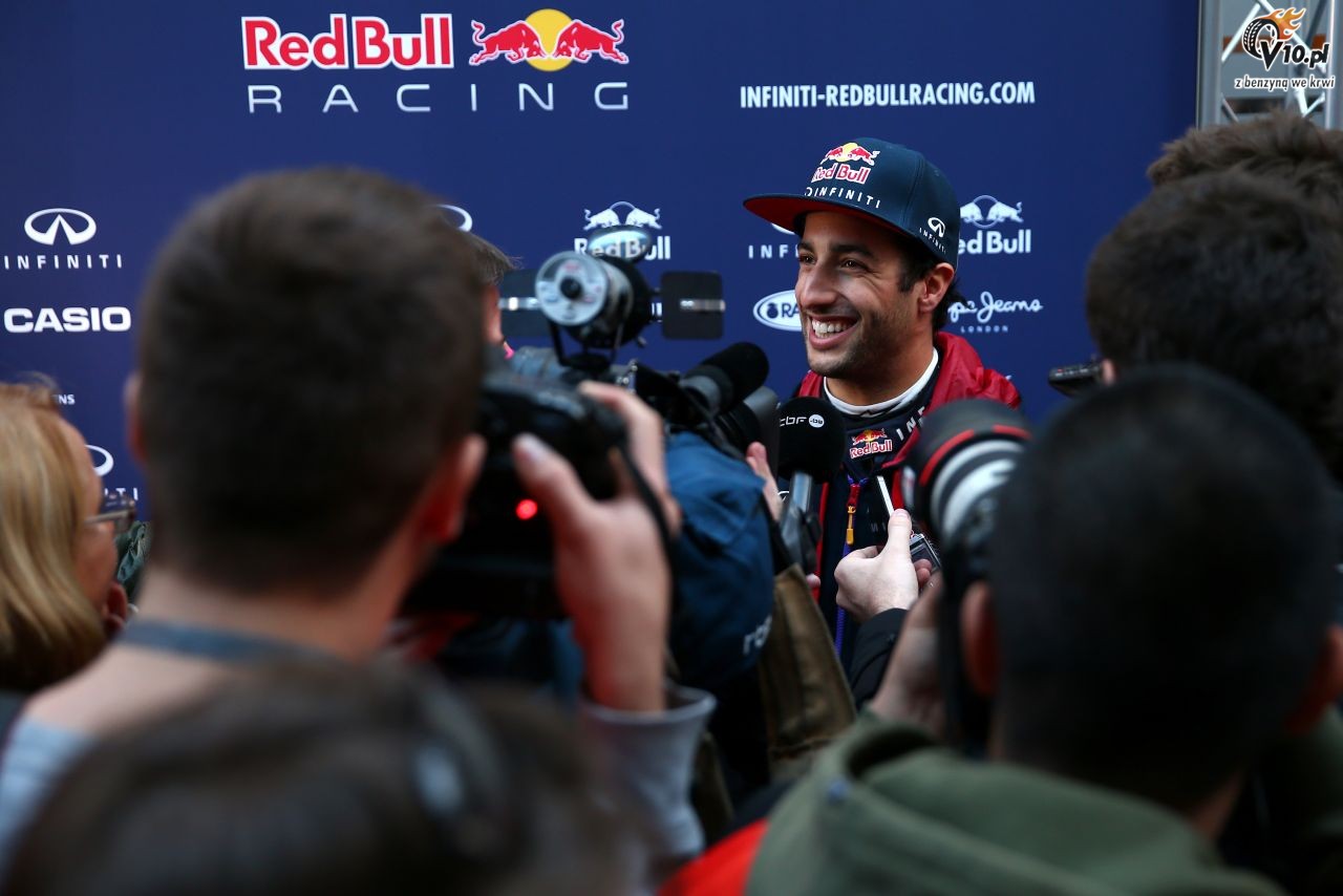 Testy F1 przed sezonem 2015 - Barcelona I - dzień 1/4