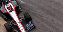 McLaren liczy tylko na dojechanie do mety w GP Australii