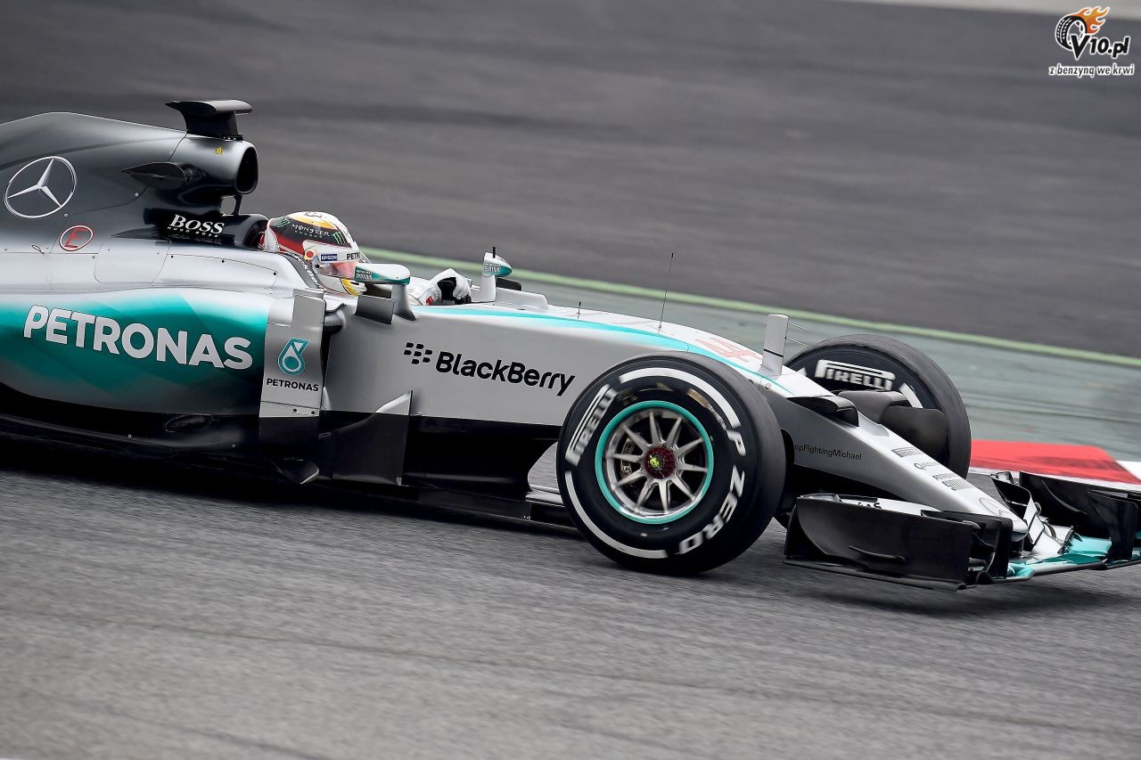II testy F1 w Barcelonie: Hamilton zaczyna mocnym akcentem