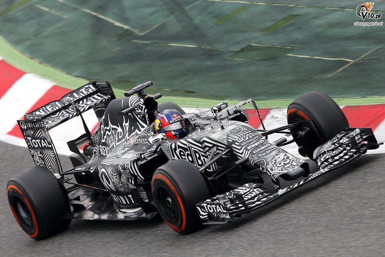 II testy F1 w Barcelonie: Hamilton zaczyna mocnym akcentem