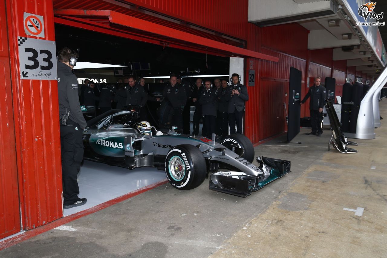 Nowe bolidy Mercedesa, Ferrari i Williamsa maj ruszy na tor wczeniej