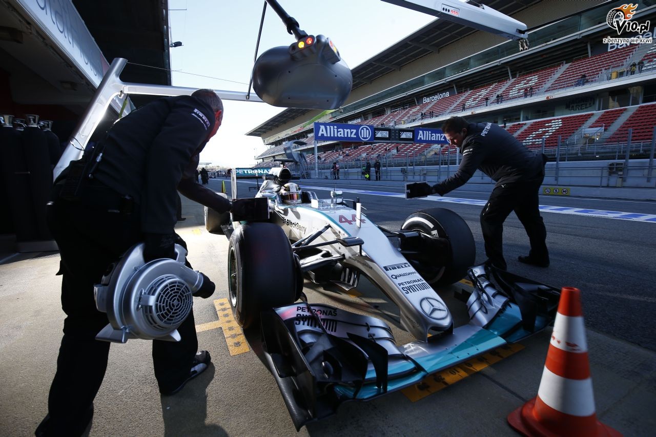 Testy F1 przed sezonem 2015 - Barcelona II - dzie 3/4