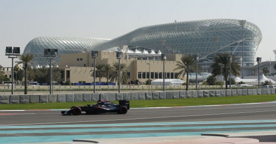 Testy opon w F1 po GP Abu Zabi 2015