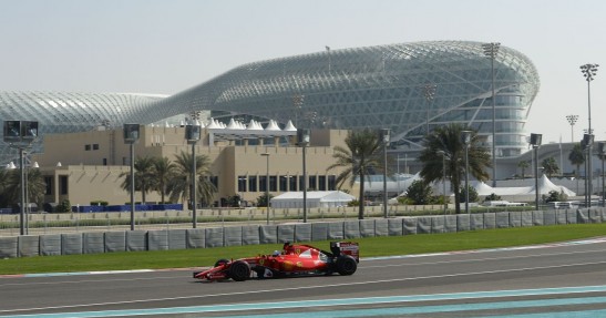 Testy opon w F1 po GP Abu Zabi 2015