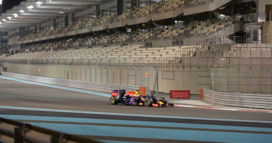 Testy opon w F1 po GP Abu Zabi 2015