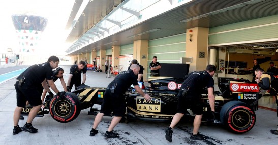 Testy opon w F1 po GP Abu Zabi 2015