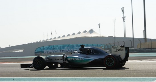 Testy opon w F1 po GP Abu Zabi 2015