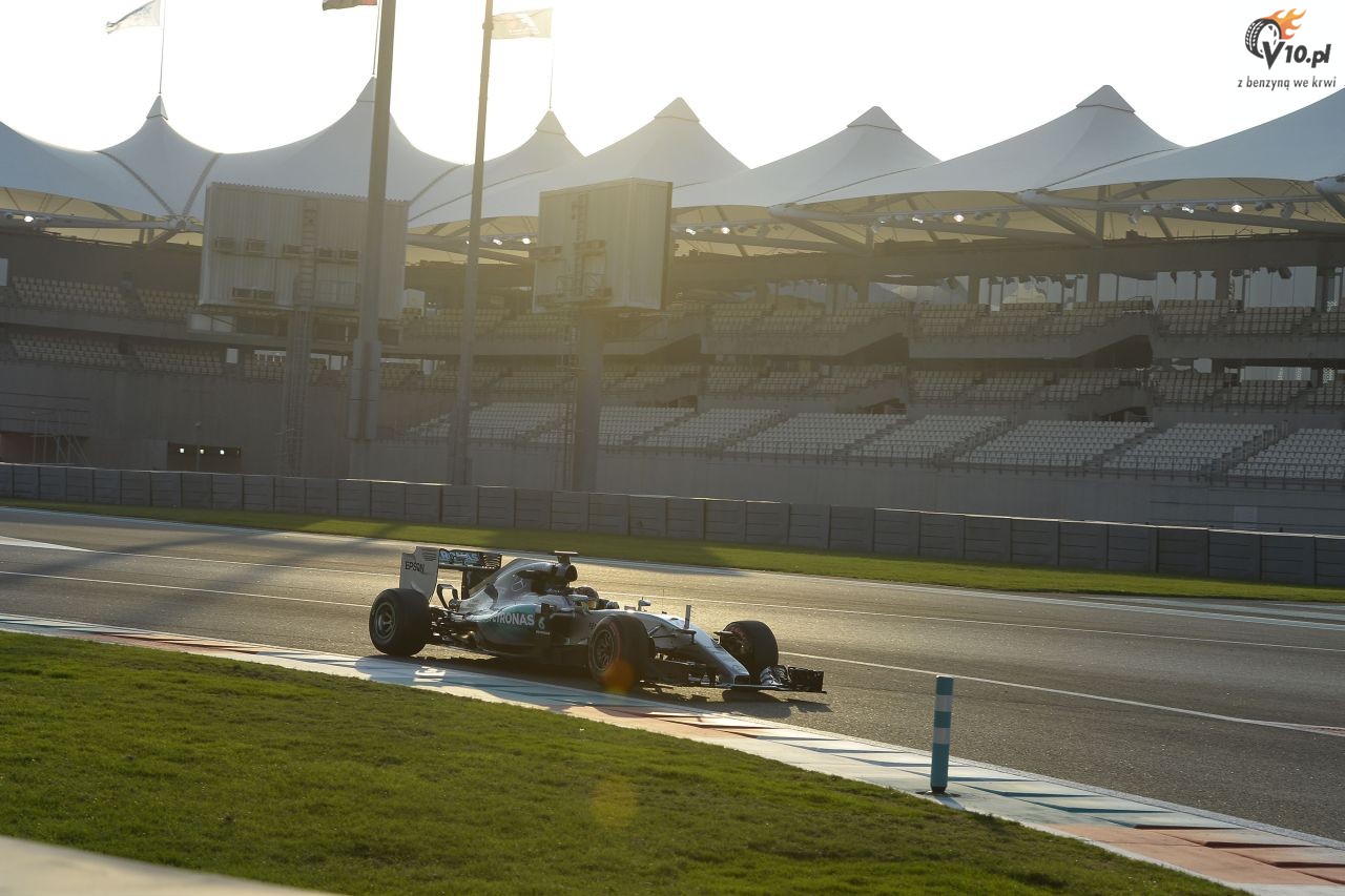 Testy opon w F1 po GP Abu Zabi 2015