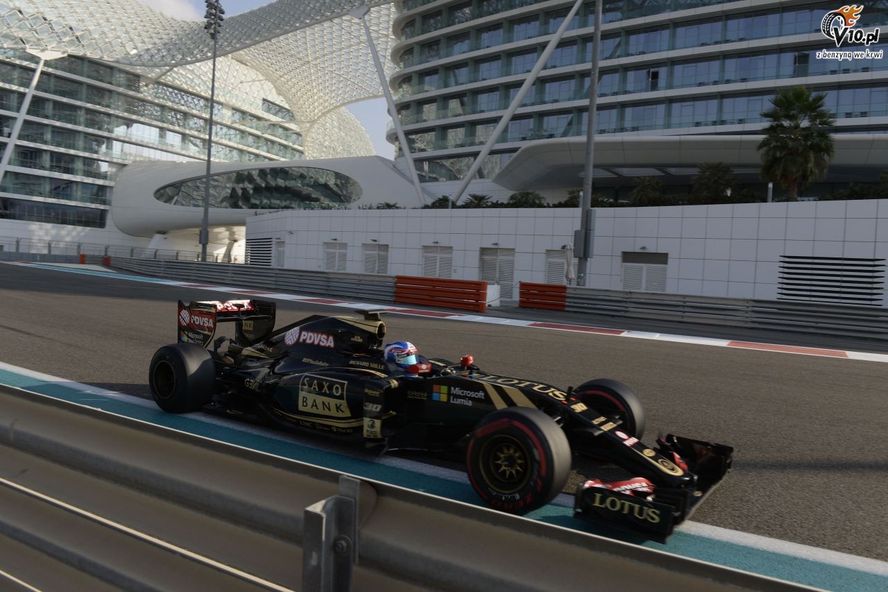 Testy opon w F1 po GP Abu Zabi 2015