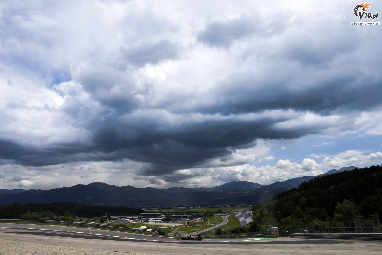 Testy F1 po GP Austrii 2015