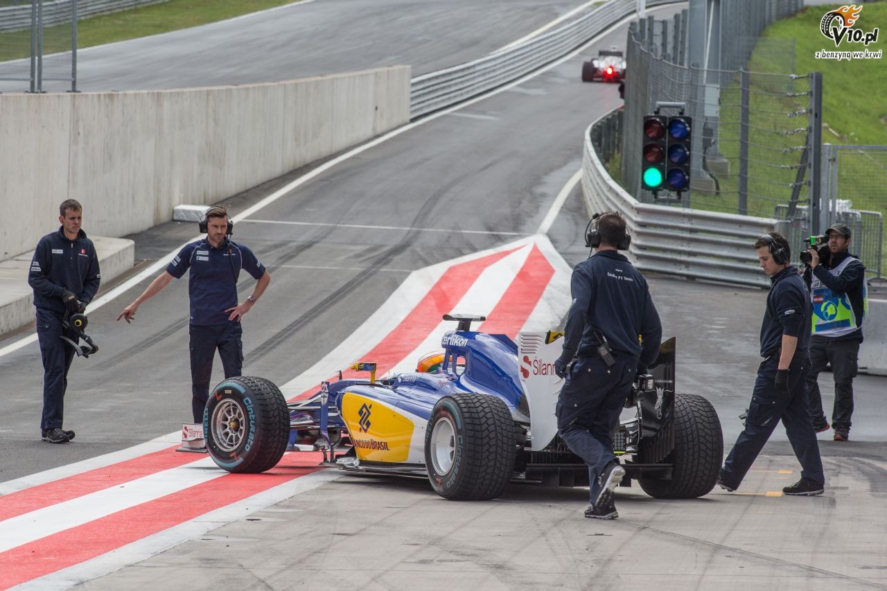 Testy F1 po GP Austrii 2015