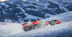 Verstappen zjeda bolidem F1 w Alpach