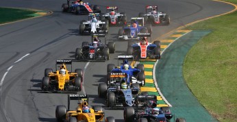 Palmer: Renault powinno rozwijać bolid lepiej od rywali