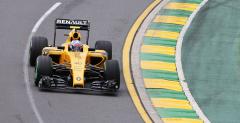 GP Australii - kwalifikacje: Hamilton na pole position, Mercedes duo szybszy od Ferrari