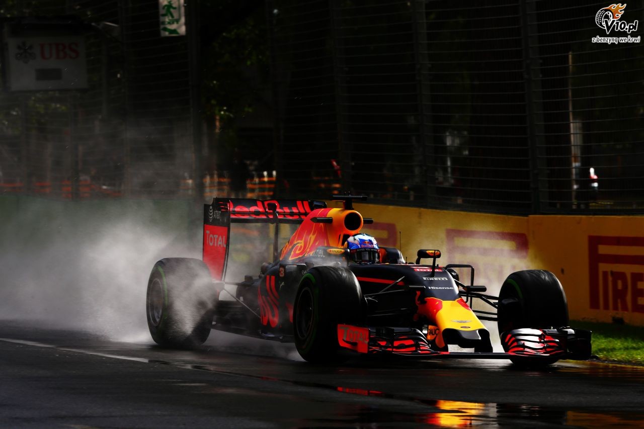 Marko nie zamierza puci Ricciardo do Ferrari. 'Nie jestemy organizacj charytatywn'