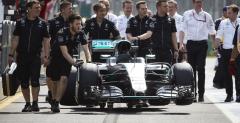 Mercedes wymieni Hamiltona i Rosberga mechanikami