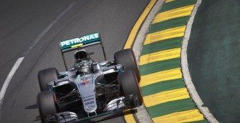 GP Australii - wyścig: Triumf Rosberga, potężny wypadek Alonso