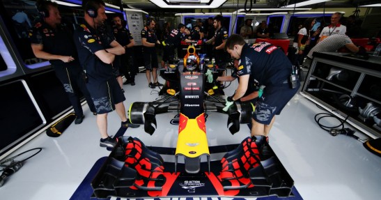 GP Bahrajnu 2016 - piątkowe treningi