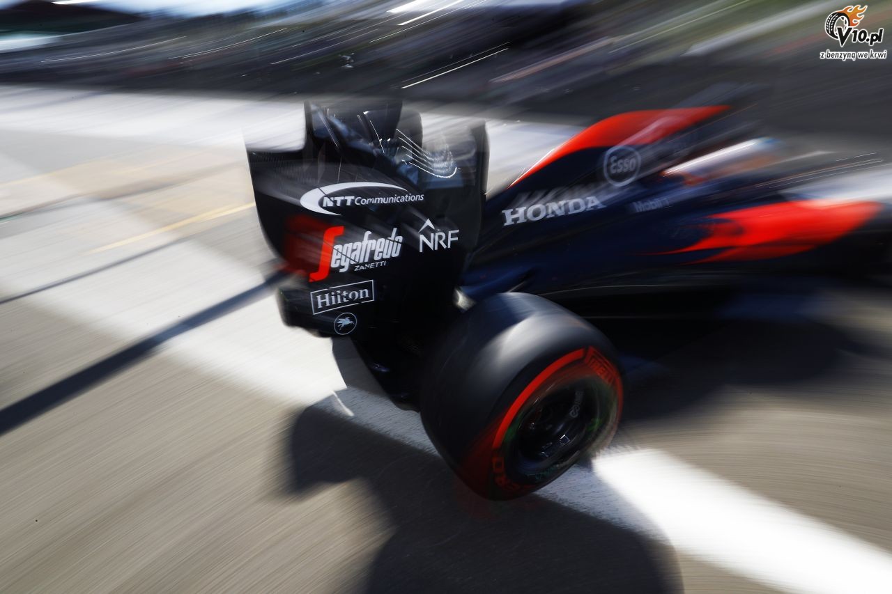 Alonso otrzyma kolejny nowy silnik