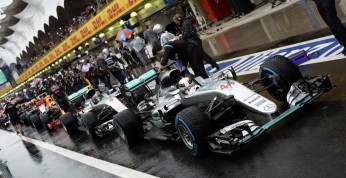 Ecclestone proponuje dwa krótsze wyścigi w F1 z 40-minutową...