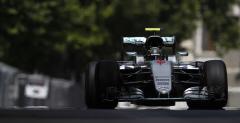 Kwalifikacje F1 w Baku - Rosberg na pole position, wypadek Hamiltona