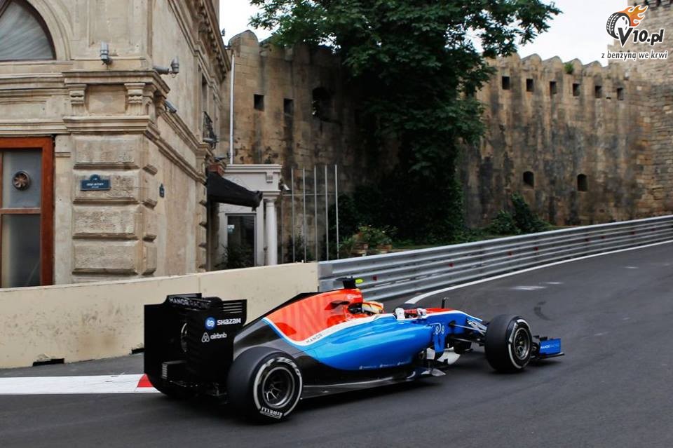 Kwalifikacje F1 w Baku - Rosberg na pole position, wypadek Hamiltona