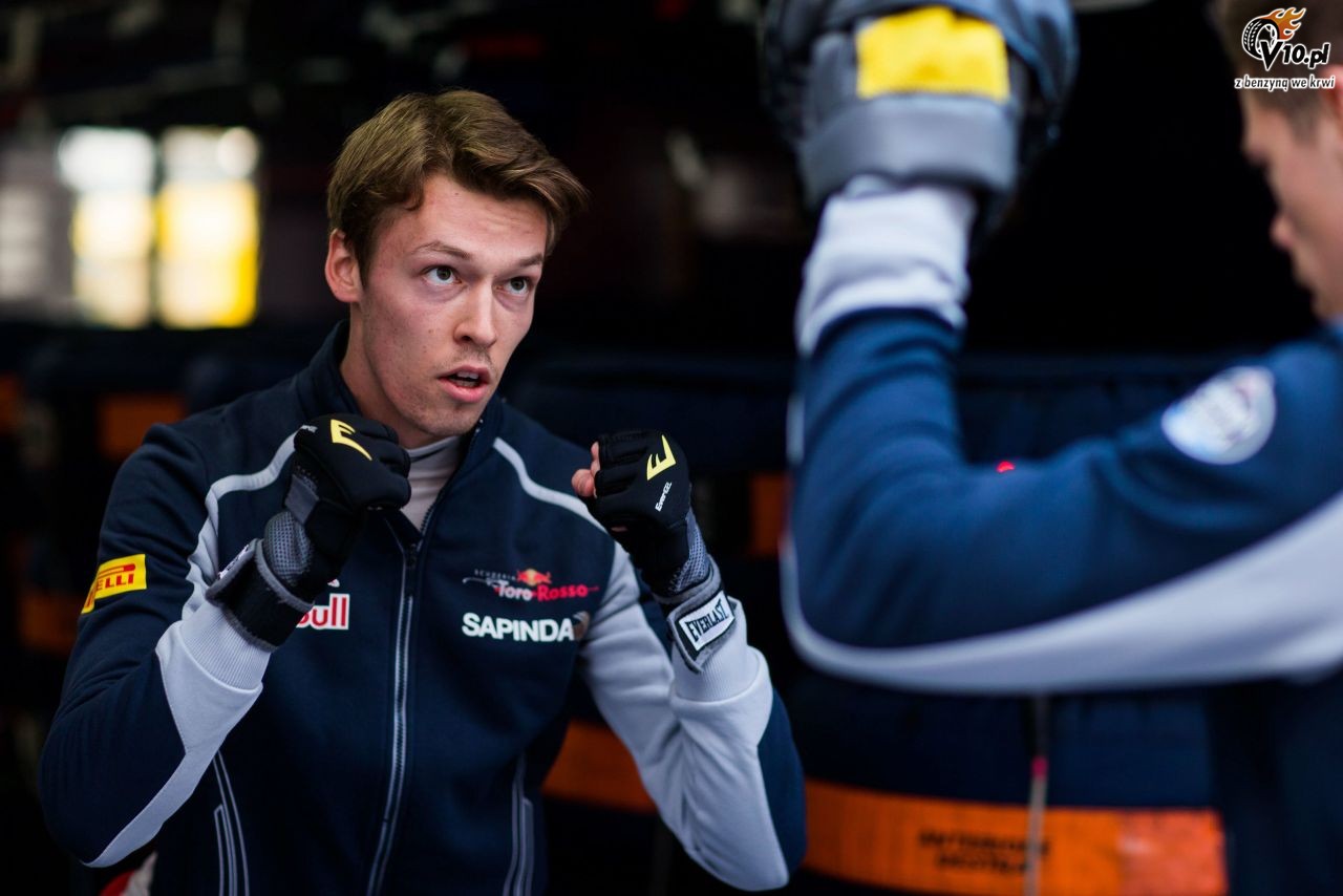 Kwiat obwinia Toro Rosso za swoje odpadnicie w Q2