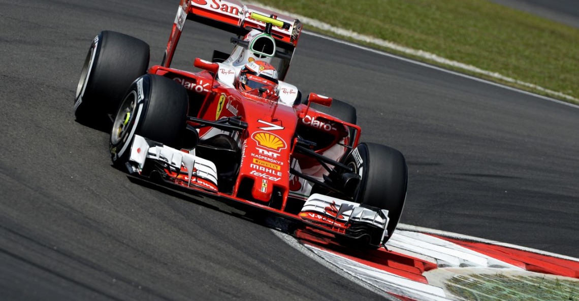 Ferrari zostawiło latarkę pod pedałem gazu w bolidzie Raikkonena?
