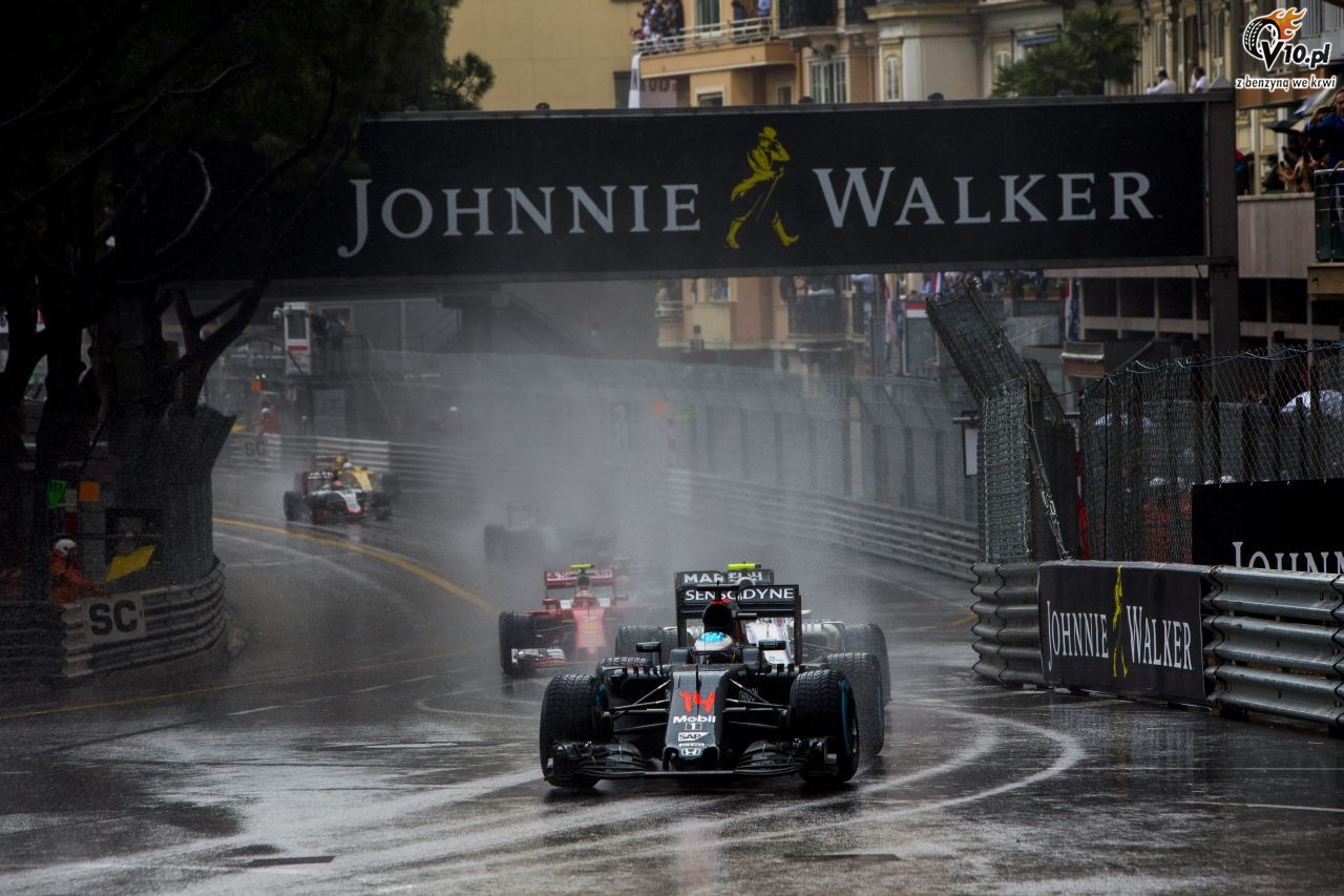 Alonso uradowany 5. miejscem, ale nie konkurencyjnoci bolidu