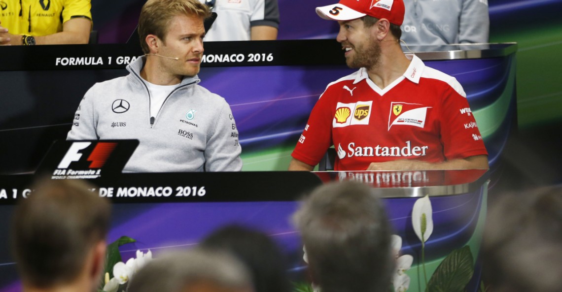 Rosberg zapewnia o pozostaniu w Mercedesie