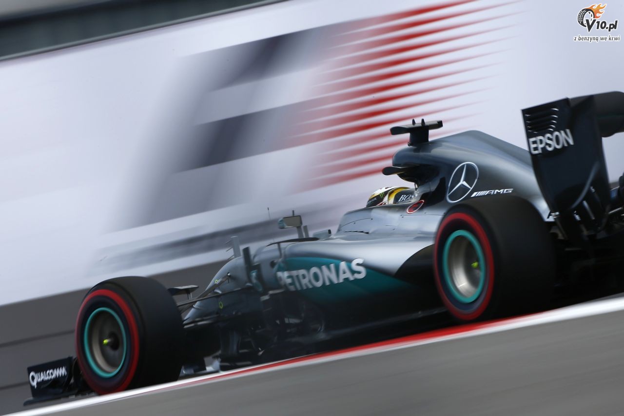 Mercedes przestrzega Liberty Media przed eksperymentowaniem z F1