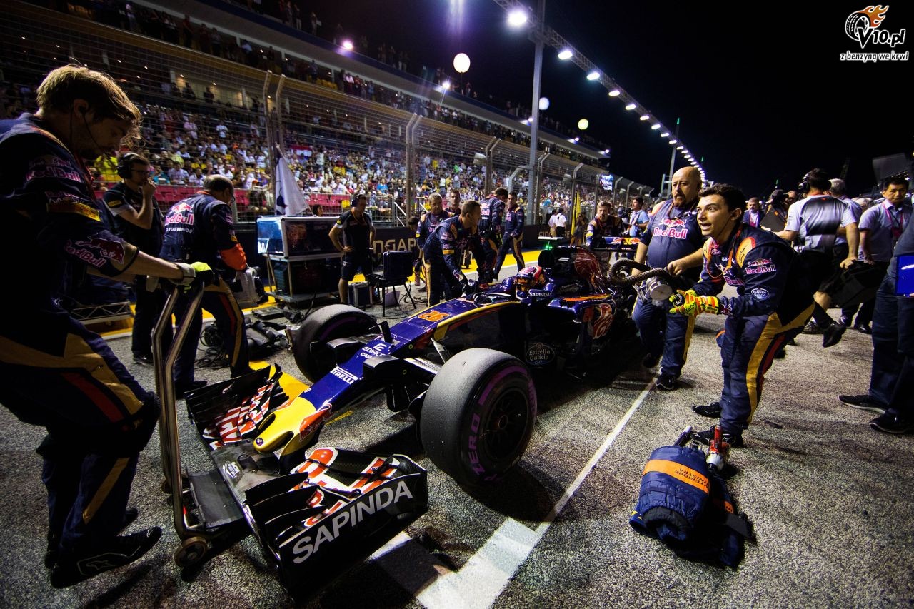GP Singapuru 2016 - wycig