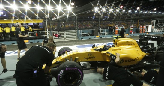 GP Singapuru 2016 - piątkowe treningi