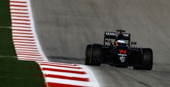 Alonso bez kary za kolizję z Massą