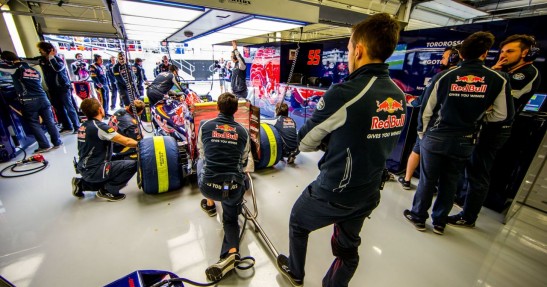 GP Wielkiej Brytanii 2016 - piątkowe treningi